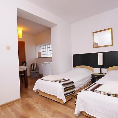 Willa Perla Hotel กดิเนีย ภายนอก รูปภาพ